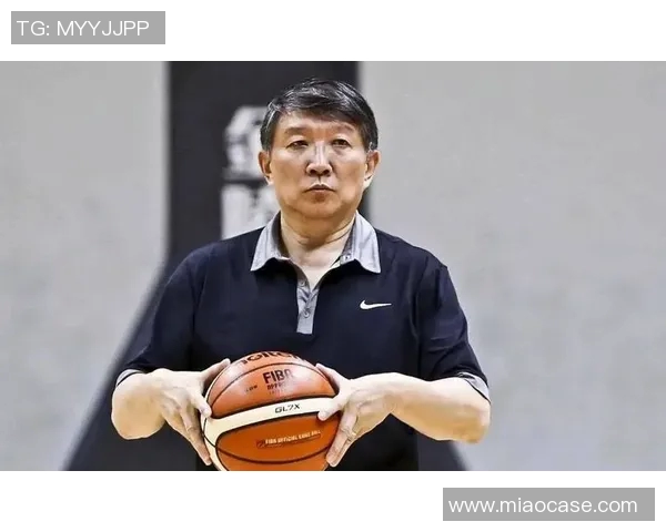 中国女篮亚洲杯首战今晚七点半宫鲁鸣弃用三人誓言赢得五十分