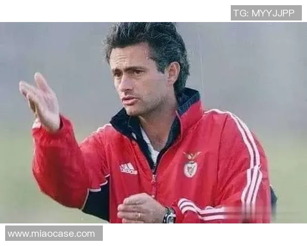 本菲卡险胜马德拉穆帅战术引争议补时进球悬念重重 本菲卡险胜马德拉穆帅战术引争议补时进球悬念重重